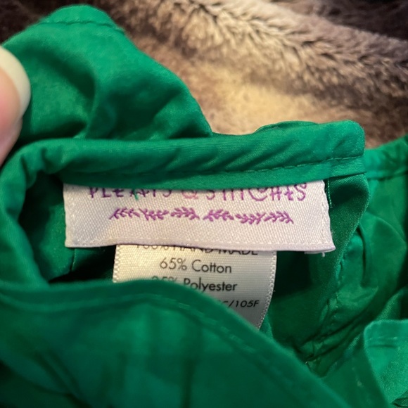 Green Dress From Pleats and Stitches Size 6 - Picture 4 of 6